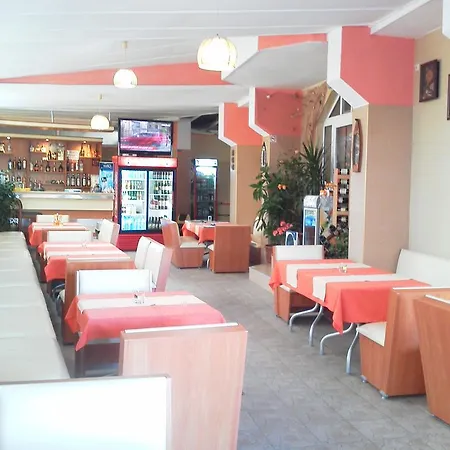 Krasi Hotell