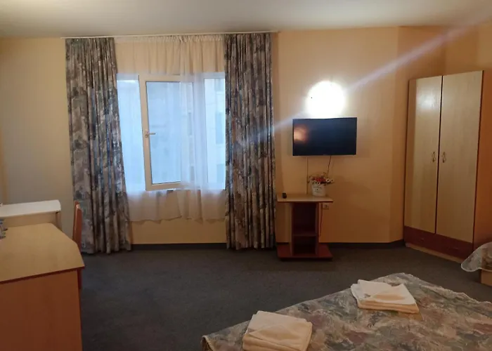 Krasi 호텔 라브다