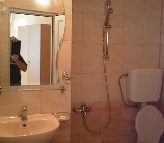 호텔 Krasi 라브다